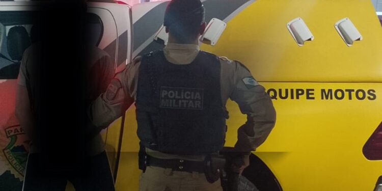 Grupamento de Motos detém um homem com mandado de prisão em aberto no Vale do Sol