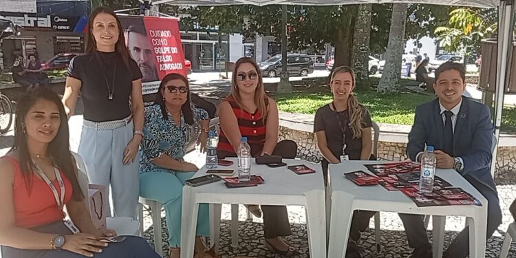 OAB Paraná realiza ação de conscientização contra o golpe do falso advogado