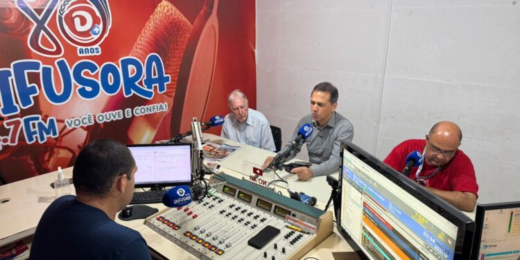 Prefeito Adriano Ramos faz balanço do ano, destaca obras, geração de emprego e fala sobre saúde e contas do município