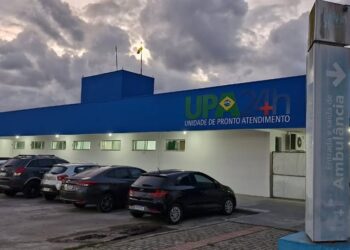 Homem é encontrado ferido por arma branca em estabelecimento comercial de Caiobá