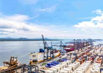 Foto: Claudio Neves/Portos do Paraná