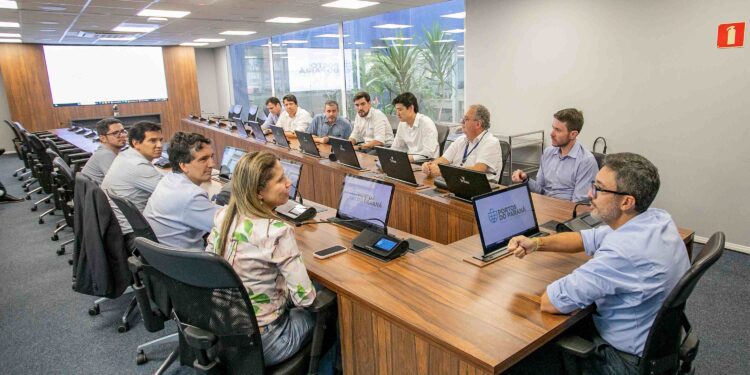 Foto: Claudio Neves/Portos do Paraná