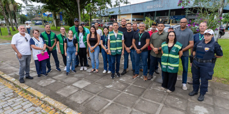 Prefeitura realiza ação “Imóvel Seguro” e inicia revitalização em ruas do Centro de Paranaguá