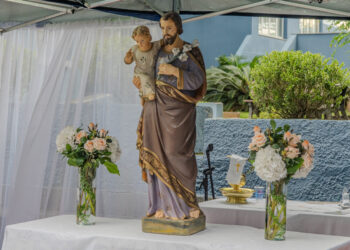 Missa em louvor a São José é celebrada na sede da Prefeitura de Paranaguá