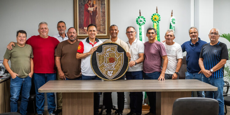 Prefeito Adriano Ramos recebe Sindicato dos Estivadores e debate impactos do PL 733