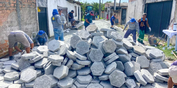 Prefeitura intensifica ações de manutenção urbana e pavimentação na Ilha dos Valadares