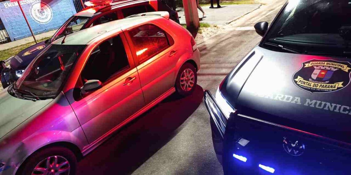 Motorista embriagado é detido após fuga e direção perigosa no Jardim Canadá