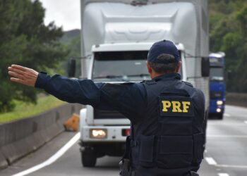 PRF inicia Operação Semana Santa 2026 no Paraná
