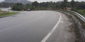 Motorista perde o controle do carro e morre em acidente de trânsito em Paranaguá