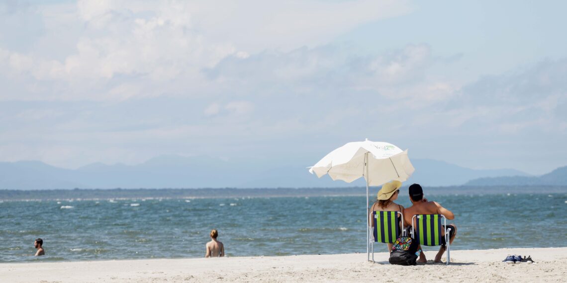 Fim de semana será de sol e calor no Paraná, prevê Simepar