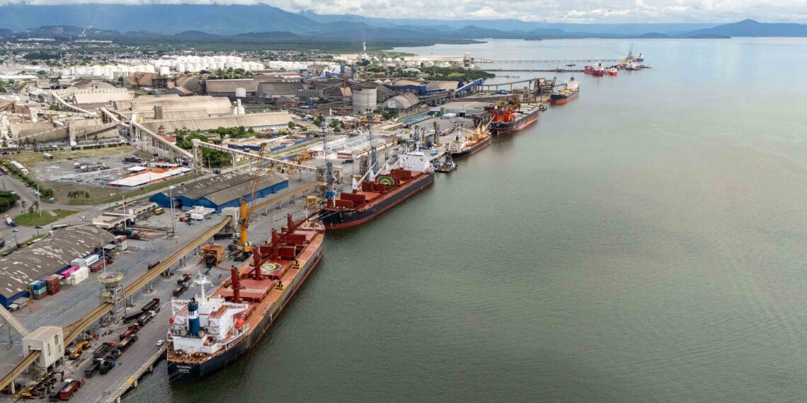 Foto: Claudio Neves/Portos do Paraná