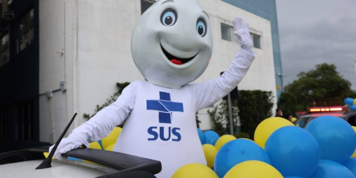 Pontal do Paraná aplica mais de 3 mil vacinas em um único dia durante Dia D de imunização