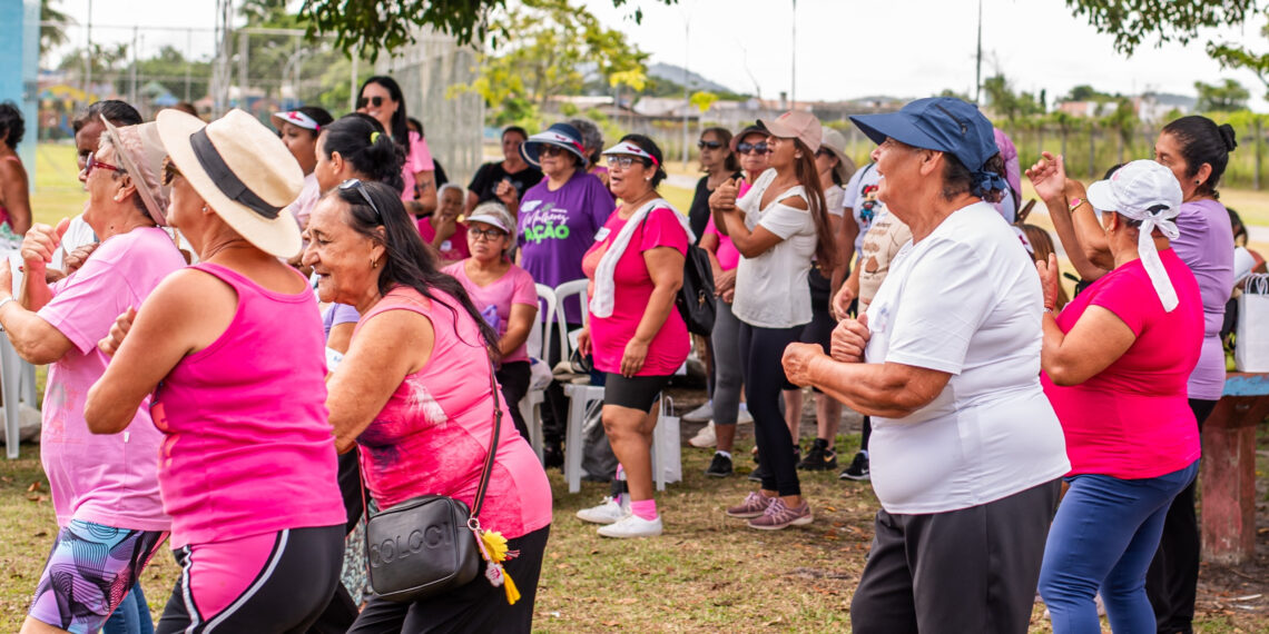 Encontro de mulheres dos CRAS reforça cuidado, autoestima e vínculos em Paranaguá