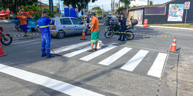 Prefeitura intensifica melhorias na Ilha dos Valadares com obras, limpeza e sinalização viária