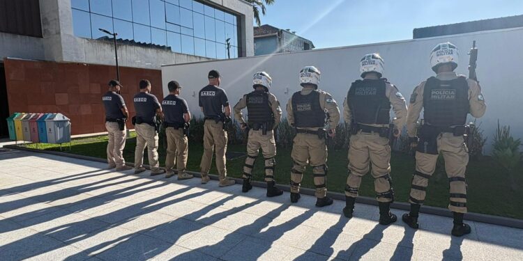 Operação Estanque mira grupo suspeito de furtos de cargas em Paranaguá