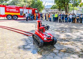 Foto: Claudio Neves/Gcom Portos do Paraná