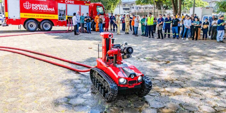 Foto: Claudio Neves/Gcom Portos do Paraná
