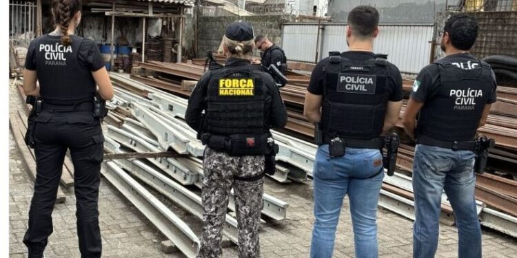 PCPR apreende 50 toneladas de materiais furtados e prende suspeito em Paranaguá
