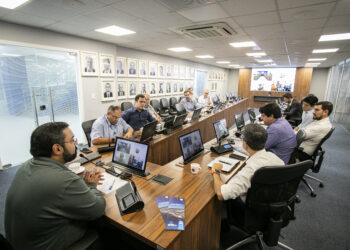 Portos do Paraná aprovam relatório com padrões internacionais e reforçam compromisso ambiental