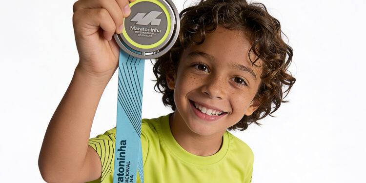 “Maratoninha” leva crianças e adolescentes para a 1ª Maratona Internacional do Paraná