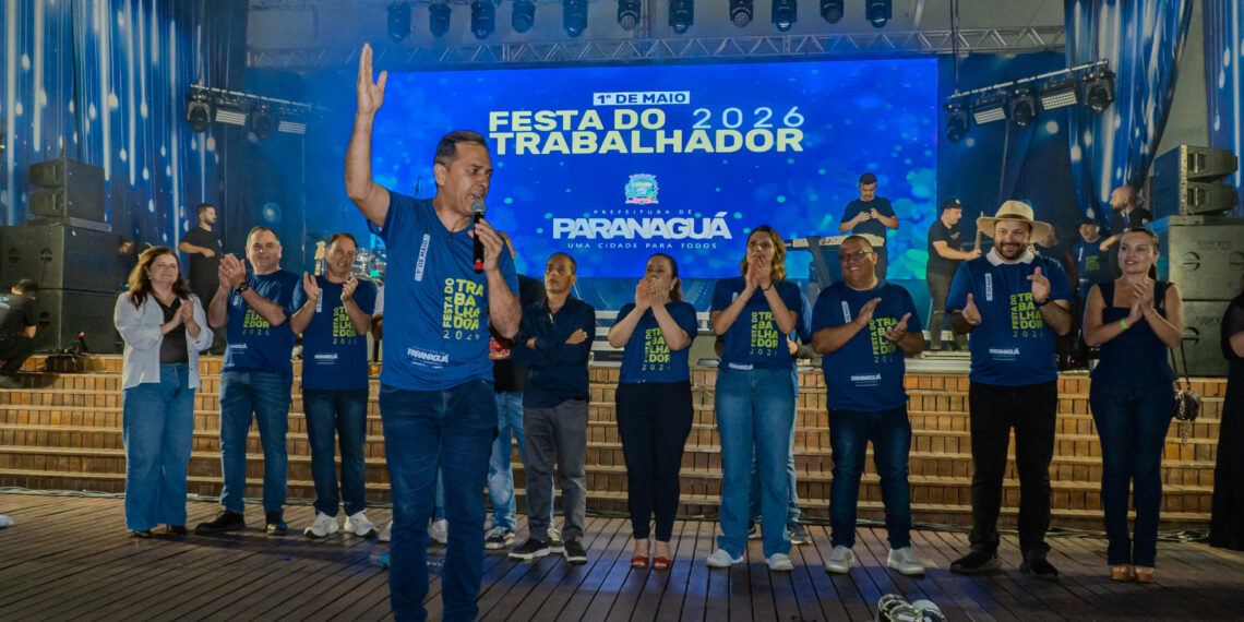 DIA DO TRABALHADOR REÚNE MULTIDÃO E MOVIMENTA A ECONOMIA EM PARANAGUÁ