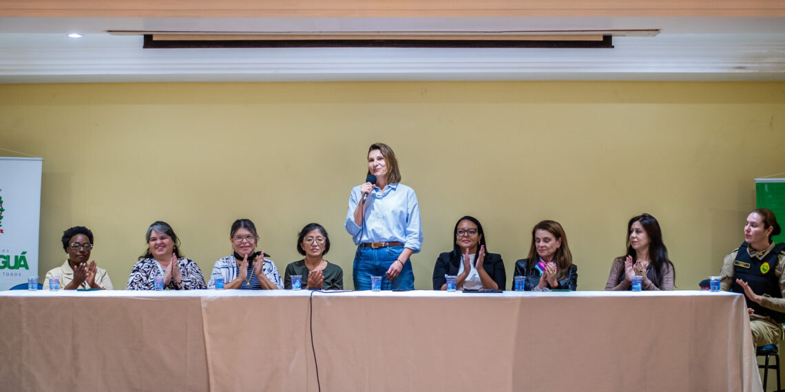 PARANAGUÁ REÚNE LITORAL E GOVERNO DO ESTADO PARA FORTALECER POLÍTICAS PÚBLICAS PARA MULHERES