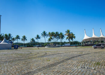 Revitalização da Rua da Praia avança e promete transformar o Centro Histórico de Paranaguá