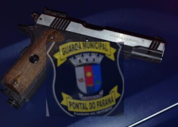 Homem ameaça comerciante com arma e acaba detido pela GCM em Pontal do Paraná