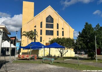 Festa de Nossa Senhora da Paz começa nesta sexta-feira em Paranaguá com novena, shows e tradicional churrasco