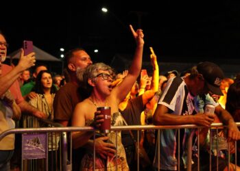 MORRETES REÚNE MAIS DE 60 MIL PESSOAS NA ABERTURA DA 40ª FESTA FEIRA AGRÍCOLA E ARTESANAL