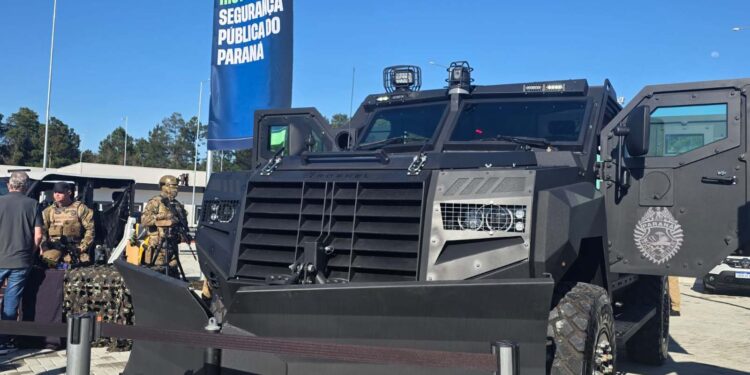 PCPR RECEBE VEÍCULO BLINDADO INÉDITO E REFORÇA COMBATE AO CRIME ORGANIZADO