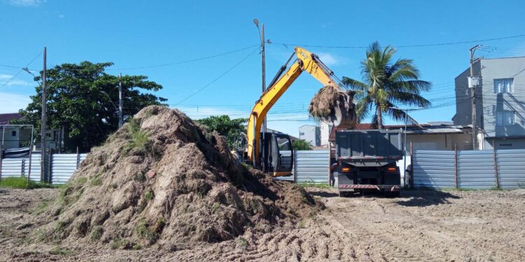 Obras da nova Escola de Surfe de Matinhos avançam e vão atender mais de 600 crianças