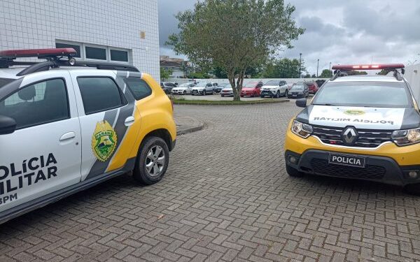 Polícia Militar apreende quase 2,3 quilos de drogas e prende casal por tráfico em Paranaguá