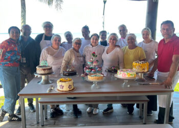 Primeira turma da Escola do Mar conclui curso de gastronomia em Paranaguá