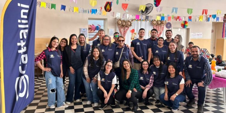 Voluntários da Cattalini promovem Arraiá Solidário no Asilo São Vicente de Paulo
