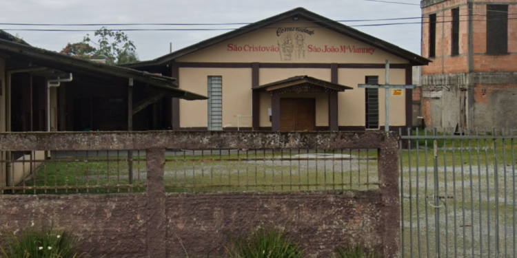 Festa de São João Maria Vianney reúne celebrações, procissão e quermesses em Paranaguá