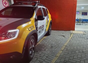 Homem fica gravemente ferido após ser esfaqueado pela esposa em Matinhos