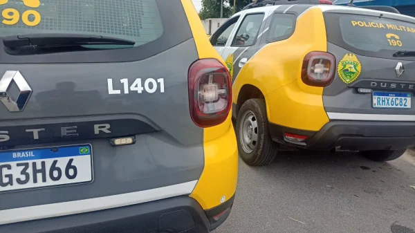 Vigilantes efetuam disparos de advertência durante tentativa de furto de cabos em ferrovia, em Paranaguá