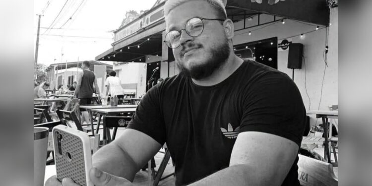 Motociclista que morreu após atingir cavalo na BR-277 é identificado