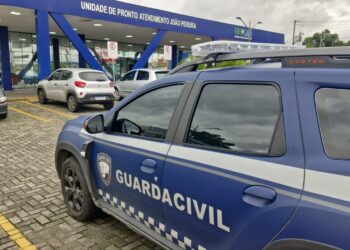 Idosa é presa após mandado de prisão ser confirmado dentro de UPA em Paranaguá