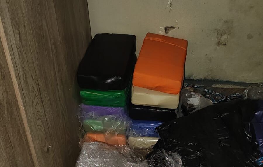 Operação Azimute: PF apreende 11,7 kg de cocaína e prende suspeito em Paranaguá
