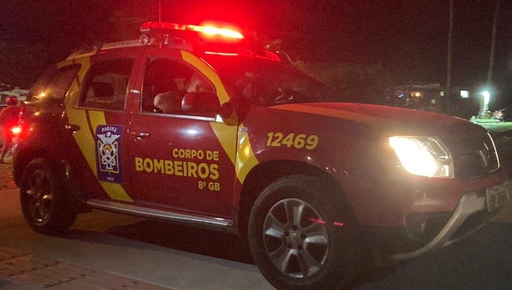 Mulher é detida por populares por suspeita de incêndio em residência em Paranaguá