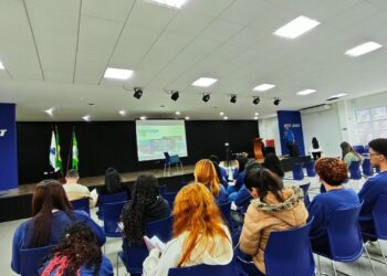 Projeto Redação Nota 1.000 reúne mais de 2,5 mil estudantes no Litoral do Paraná