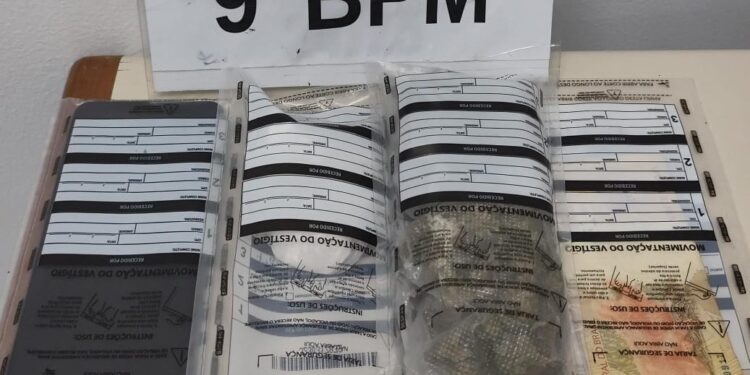 PM prende dois homens com maconha e cocaína na Rodoviária de Paranaguá