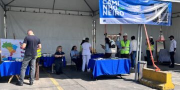 TCP homenageia caminhoneiros com ações de saúde, segurança e bem-estar em Paranaguá