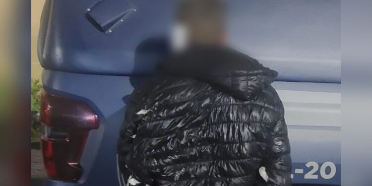 Homem é preso após agredir esposa e ameaçar colocar fogo em casa em Paranaguá