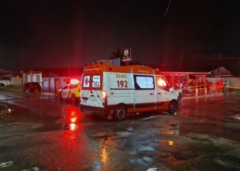 Homem é morto a tiros e outro fica gravemente ferido durante a madrugada em Paranaguá