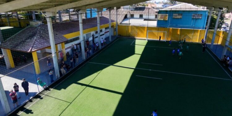Inscrições para escolinhas esportivas estão abertas em Paranaguá