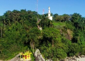 Acesso ao Morro do Cristo em Guaratuba segue interditado por risco de acidentes