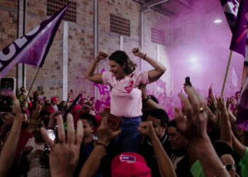 Fabiana Parro é eleita deputada estadual pelo litoral; confira a votação dos candidatos da região